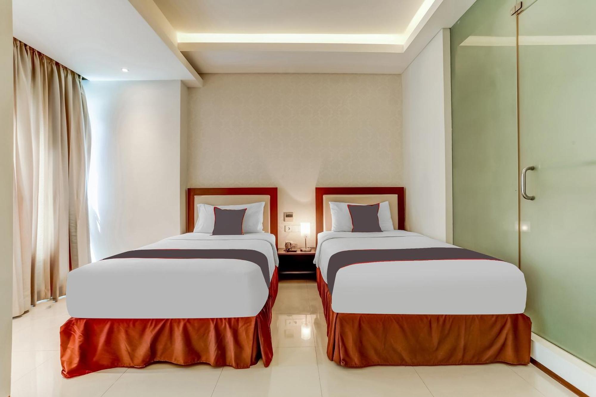 Collection O Legian Near Pantai Kuta Formerly Premium Legian Exterior photo