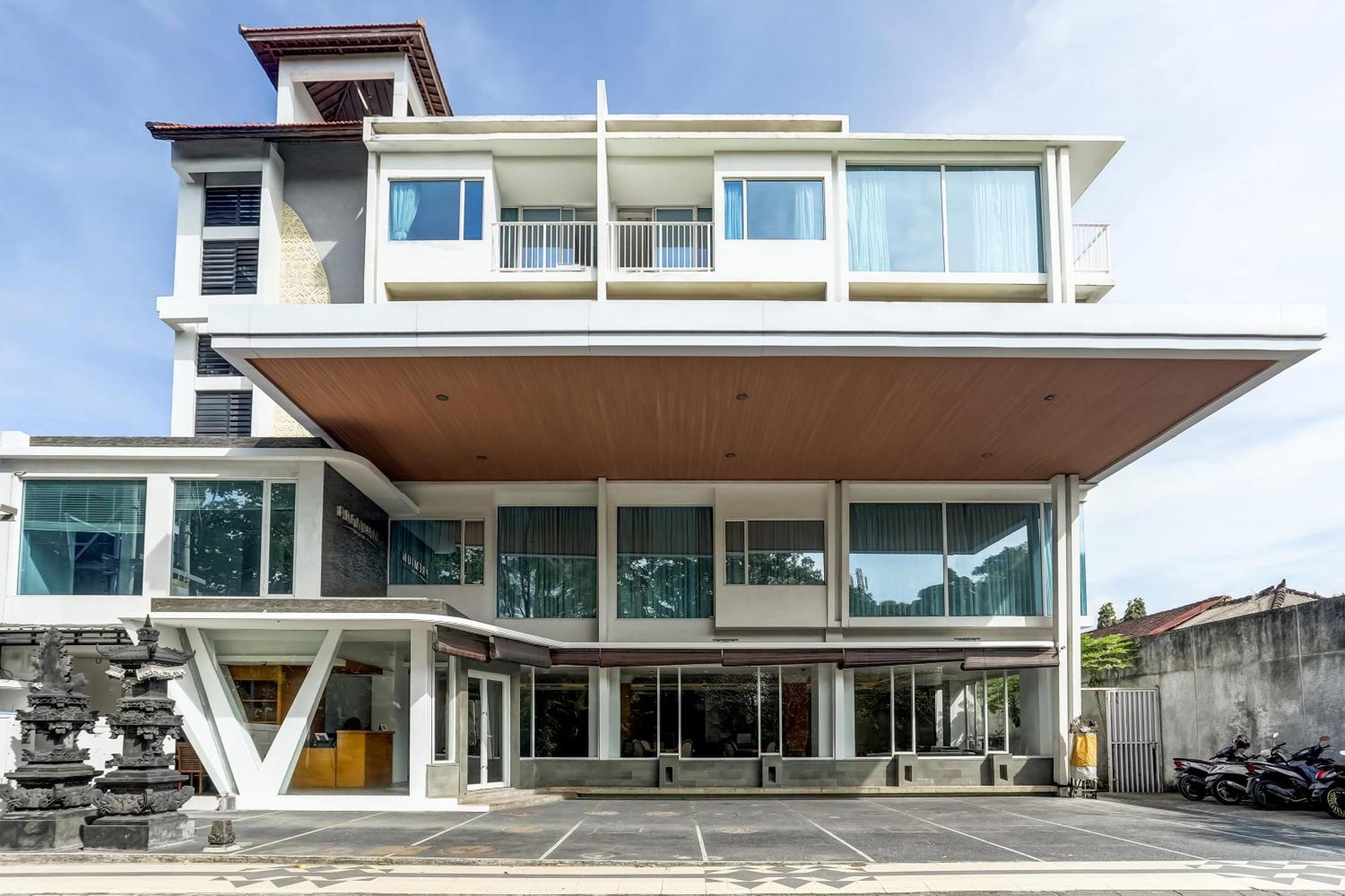 Collection O Legian Near Pantai Kuta Formerly Premium Legian Exterior photo