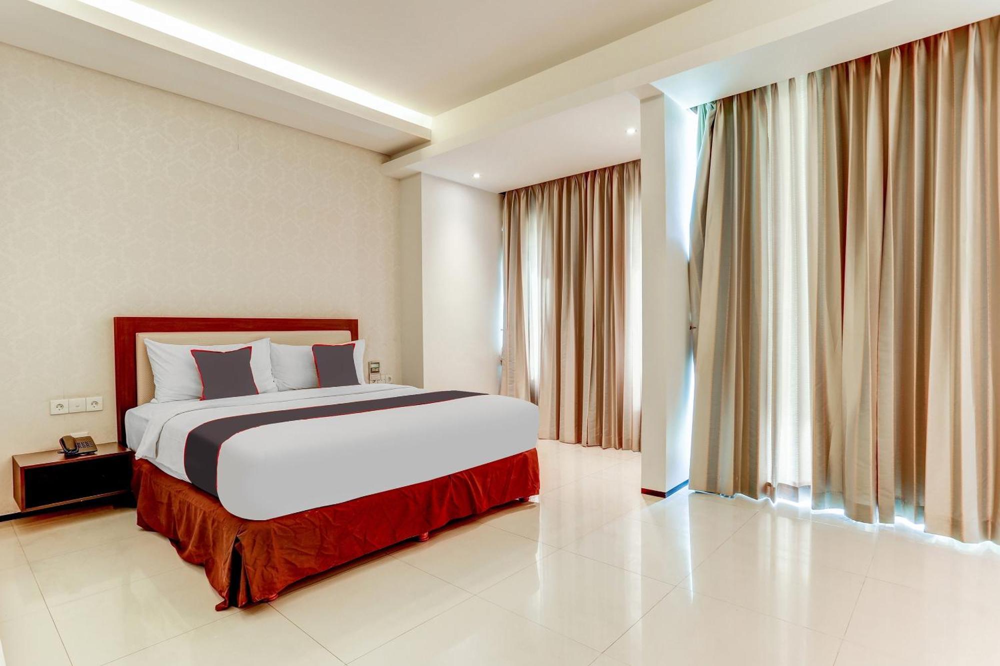 Collection O Legian Near Pantai Kuta Formerly Premium Legian Exterior photo